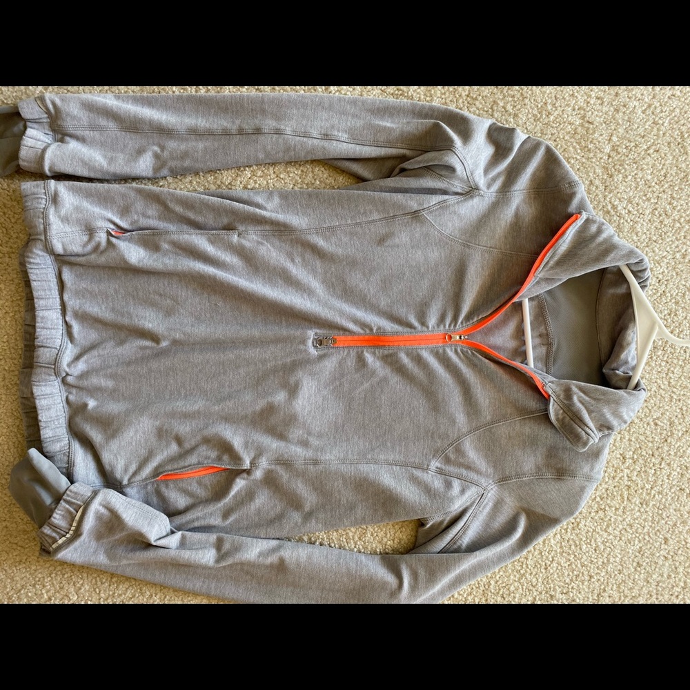 Lululemon running pull over